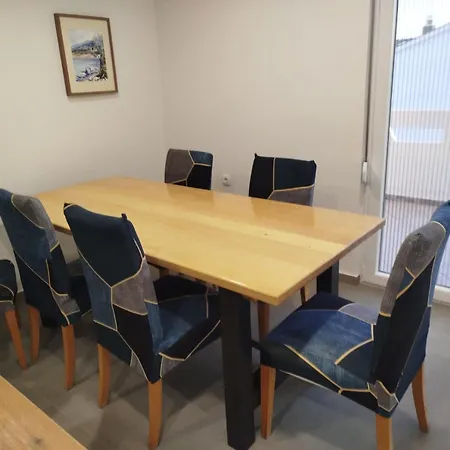 Apartamento Sky Floor Ražanac